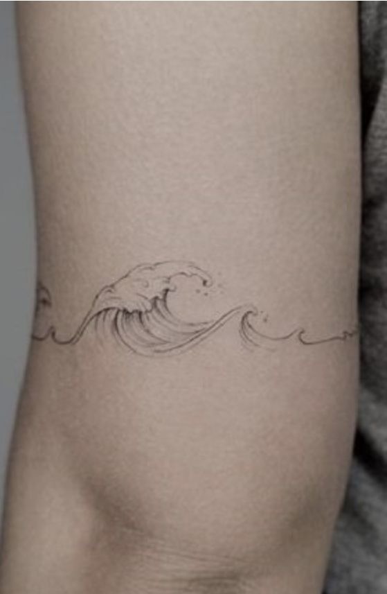 Flowing Minimal Wave Line Tattoo Tattoo Design