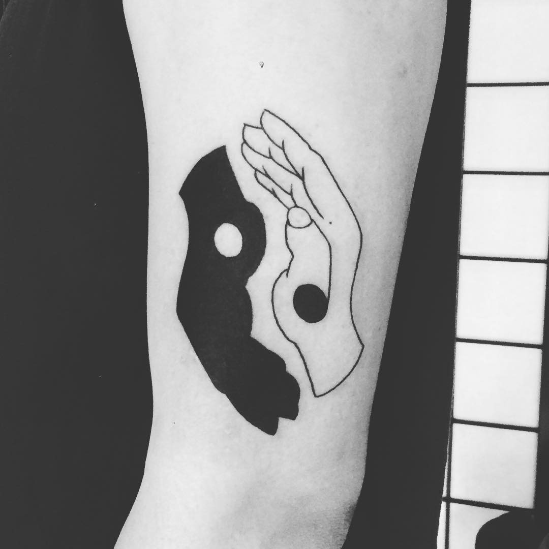 Intricate Yin Yang Hand Tattoo Design Tattoo Design
