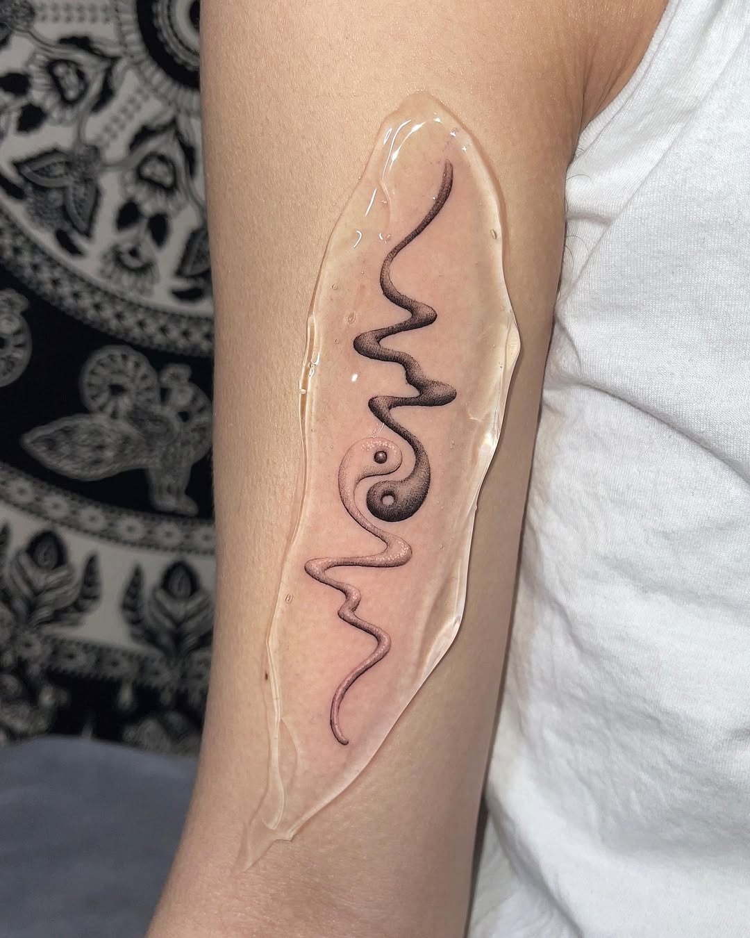 Sleek and modern yin yang snake tattoo design Tattoo Design
