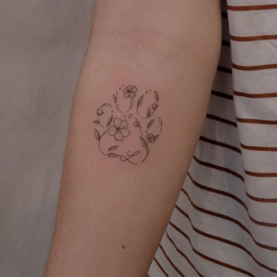 Dog Paw Artwork Tattoo Design