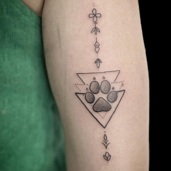 Dog Paw Artwork Tattoo Design