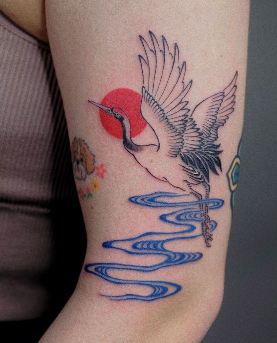 Japanese Crane with Red Sun and Blue Water Design Tattoo Design