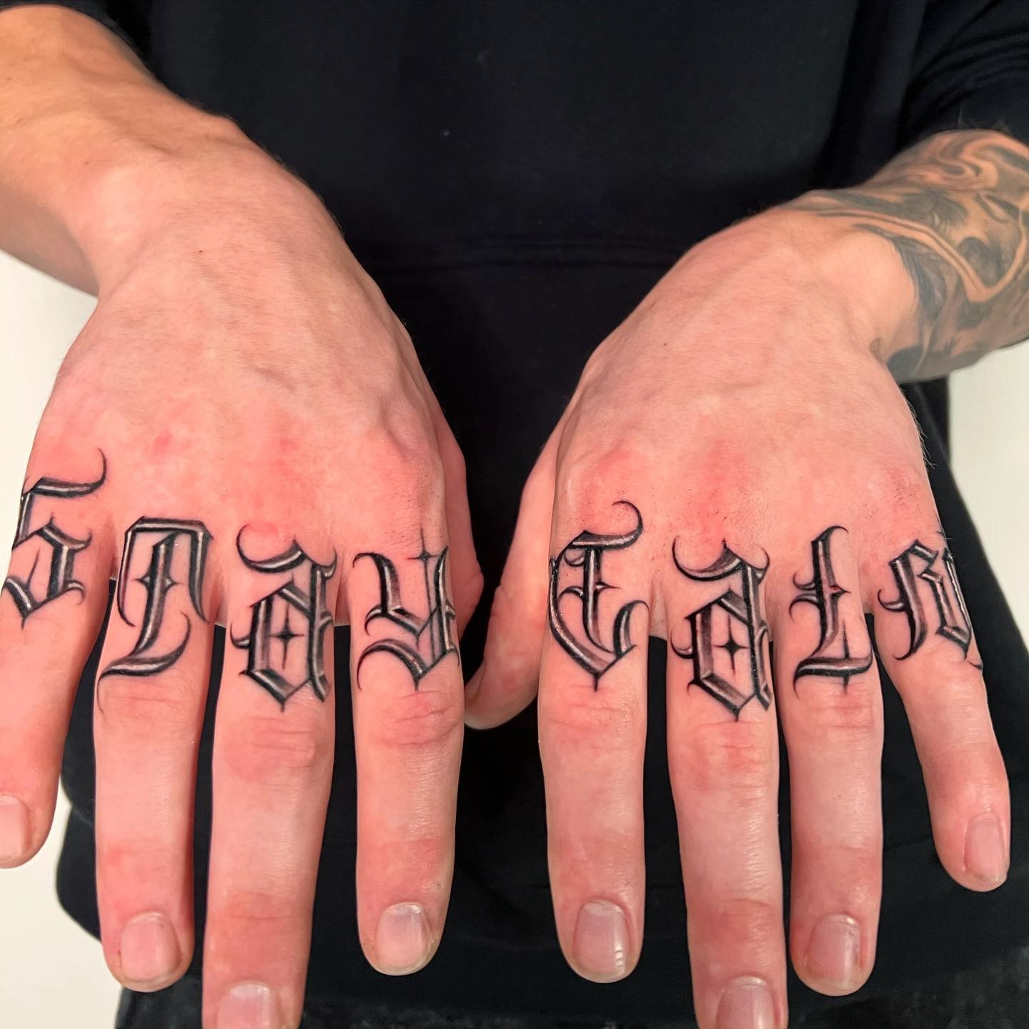 Lightning Bolt and Star Finger Tattoos Tattoo Design