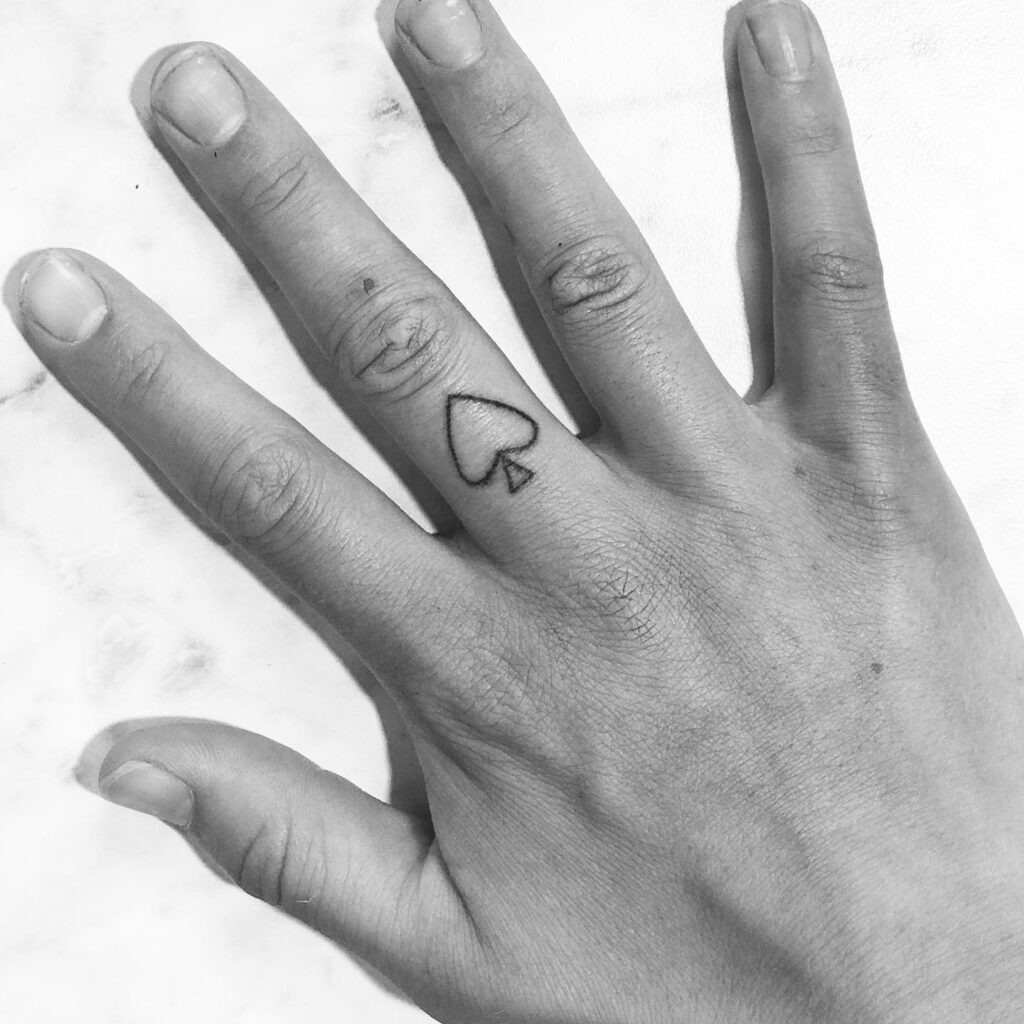 Minimalist Red Snake Finger Tattoo Tattoo Design