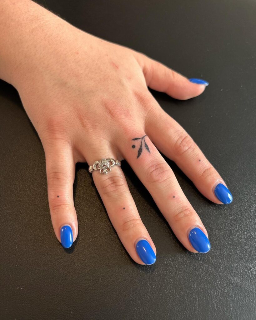 Minimalist Rose Finger Tattoo Tattoo Design