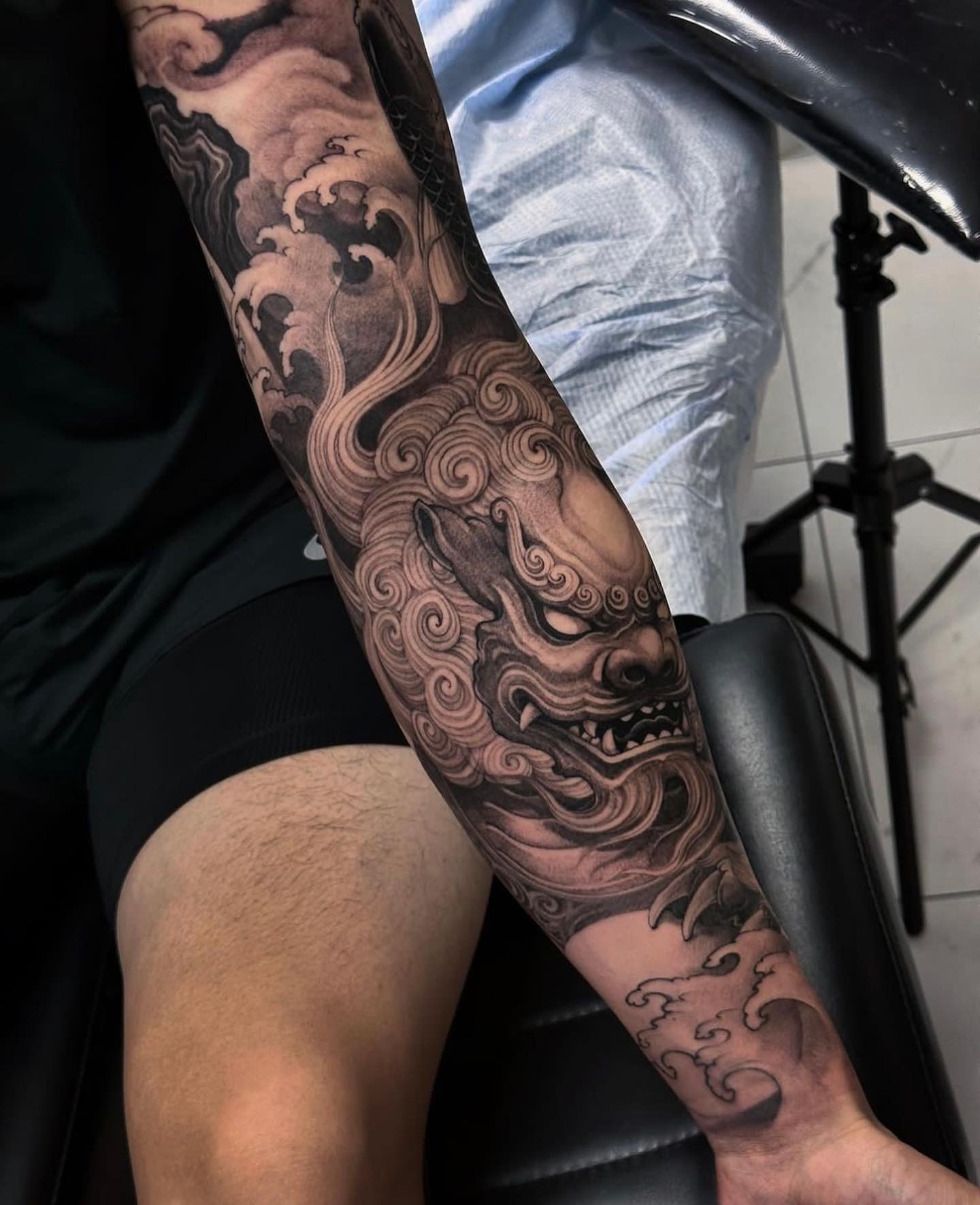 Foo Dog and Ocean Waves Tattoo Tattoo Design