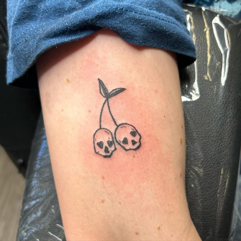 Lucky 13 Skull and Cat Tattoo Tattoo Design
