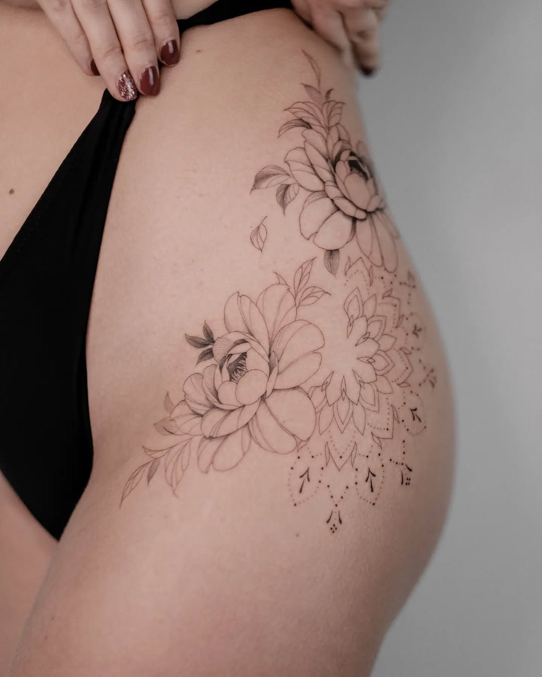 Beautiful floral mandala tattoo on thigh Tattoo Design