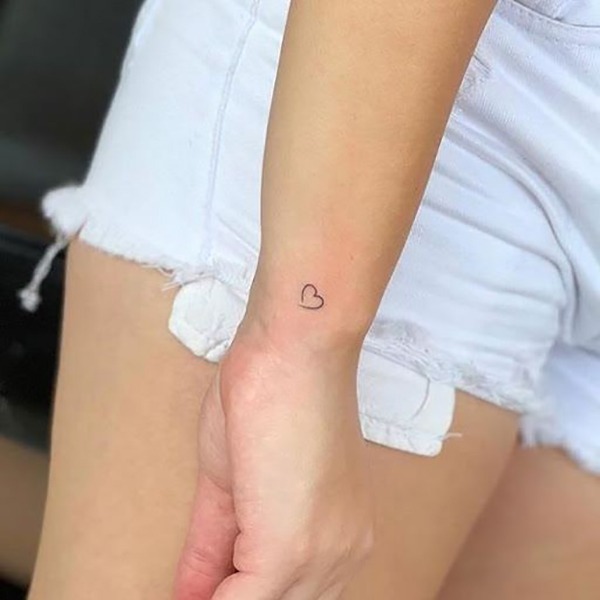 Small Heart on theWrist Tattoofor the Simplicity Lovers Tattoo Design