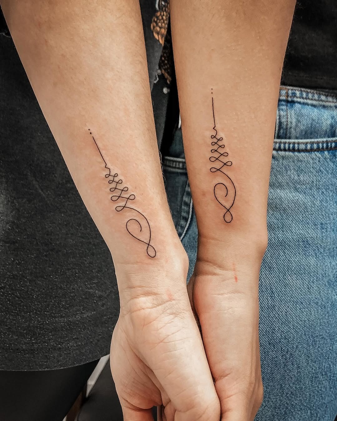 Sister tattoos: a touch of love and connection Tattoo Design