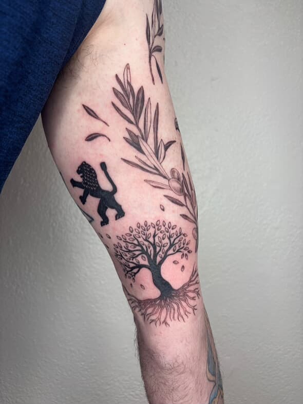 A symbolic blend of nature and strength Tattoo Design