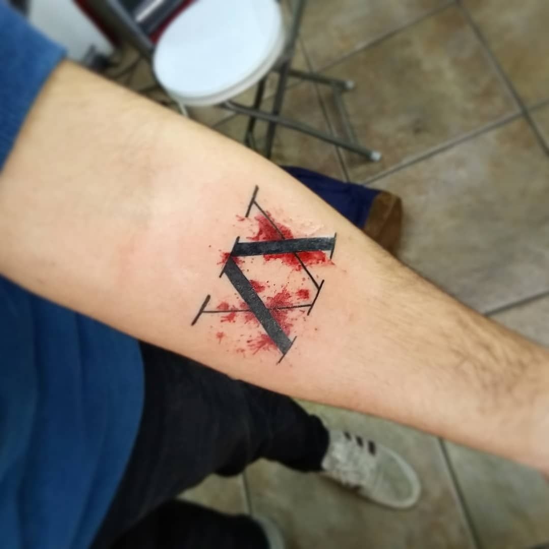 Knowing Glance - Hisoka Minimal Eyes Tattoo Design