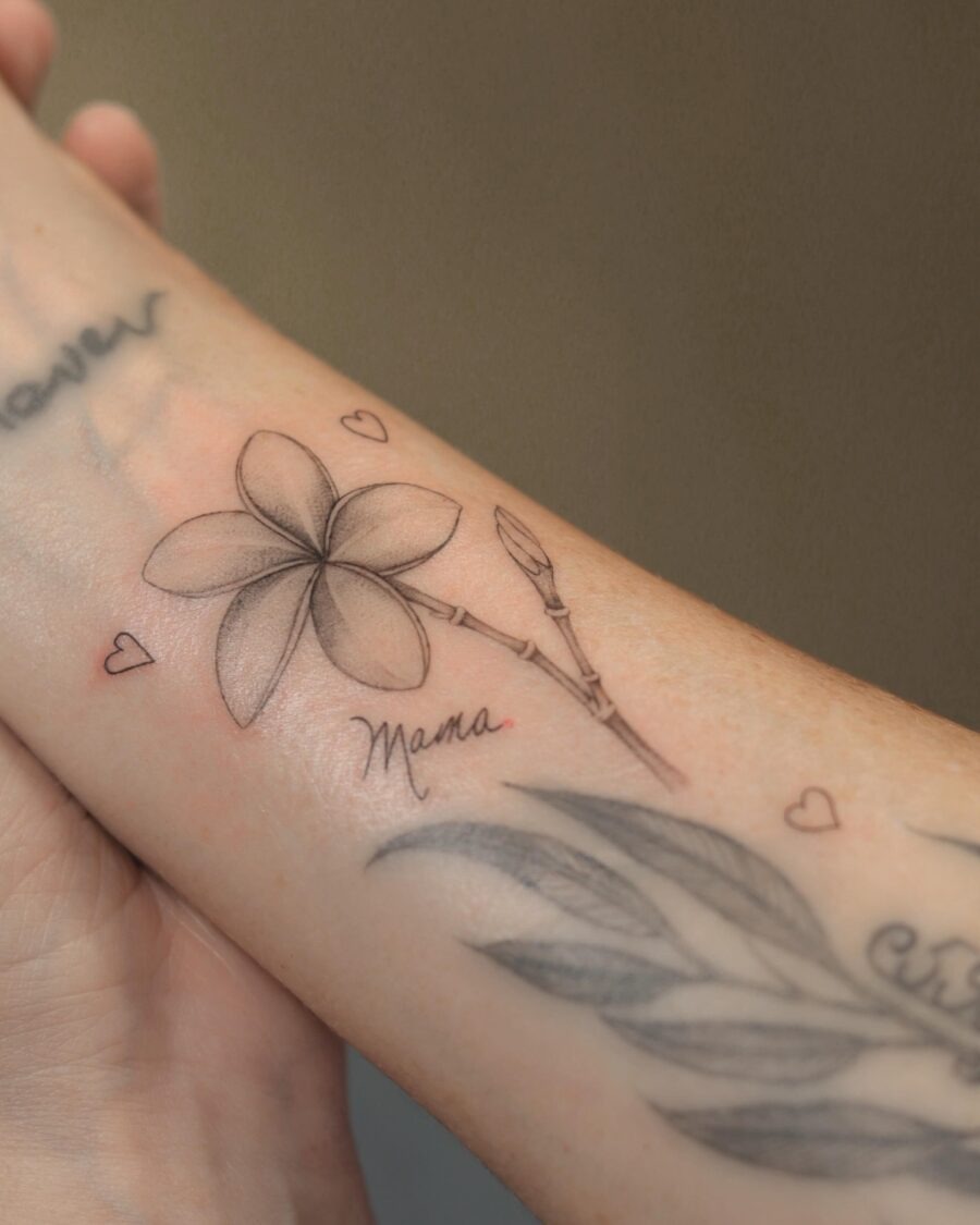 Elegant floral tribute tattoo for Mama. Tattoo Design