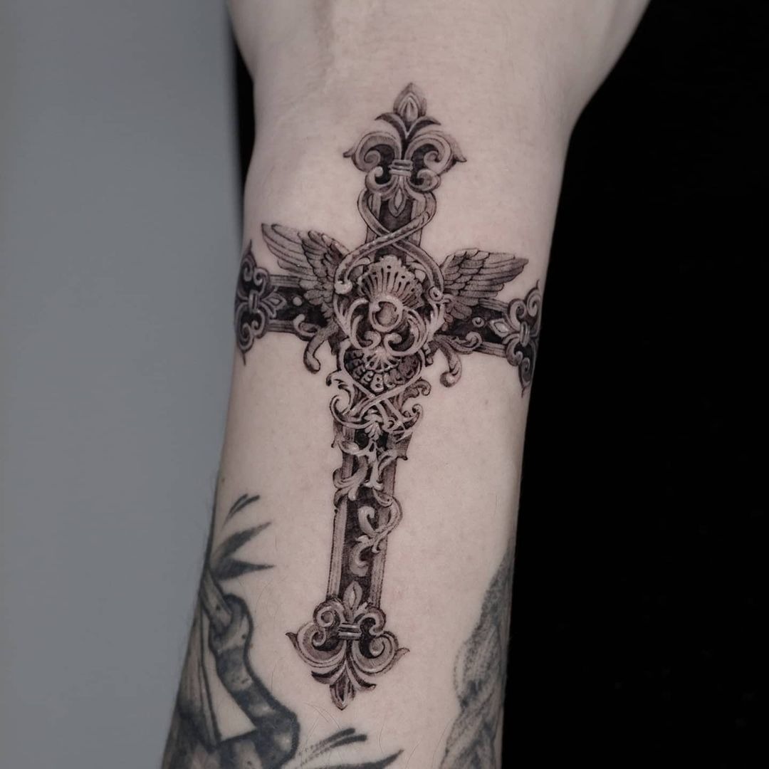 Elegant Fleur de Lis Cross Tattoo with Angel Wings Tattoo Design