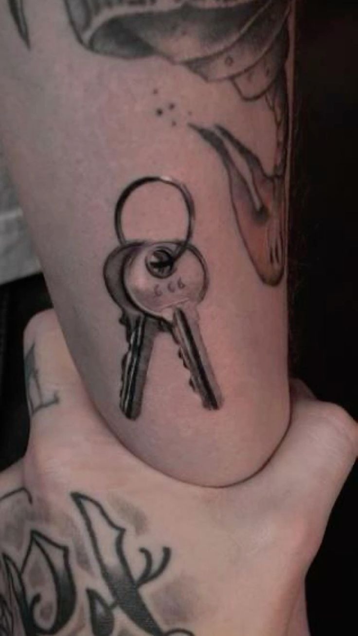 Double Key Realism Tattoo Tattoo Design