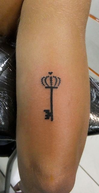 Minimal Crown Key Tattoo Tattoo Design