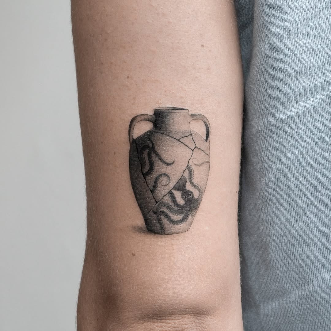Elegant Kintsugi Vase Design on Skin Tattoo Design