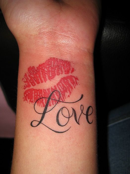 Minimalist Couple Kiss Line Art Tattoo Design