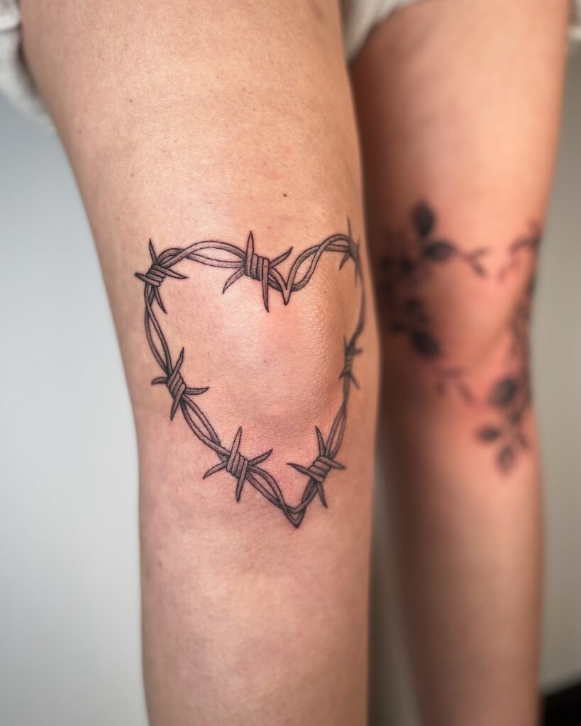 Barbed Wire Heart Knee Frame Tattoo Tattoo Design