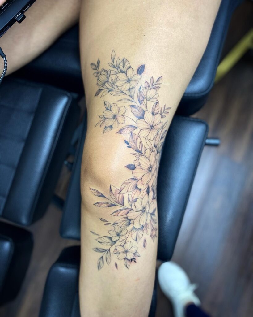 Flowing Floral Knee Frame Tattoo Tattoo Design