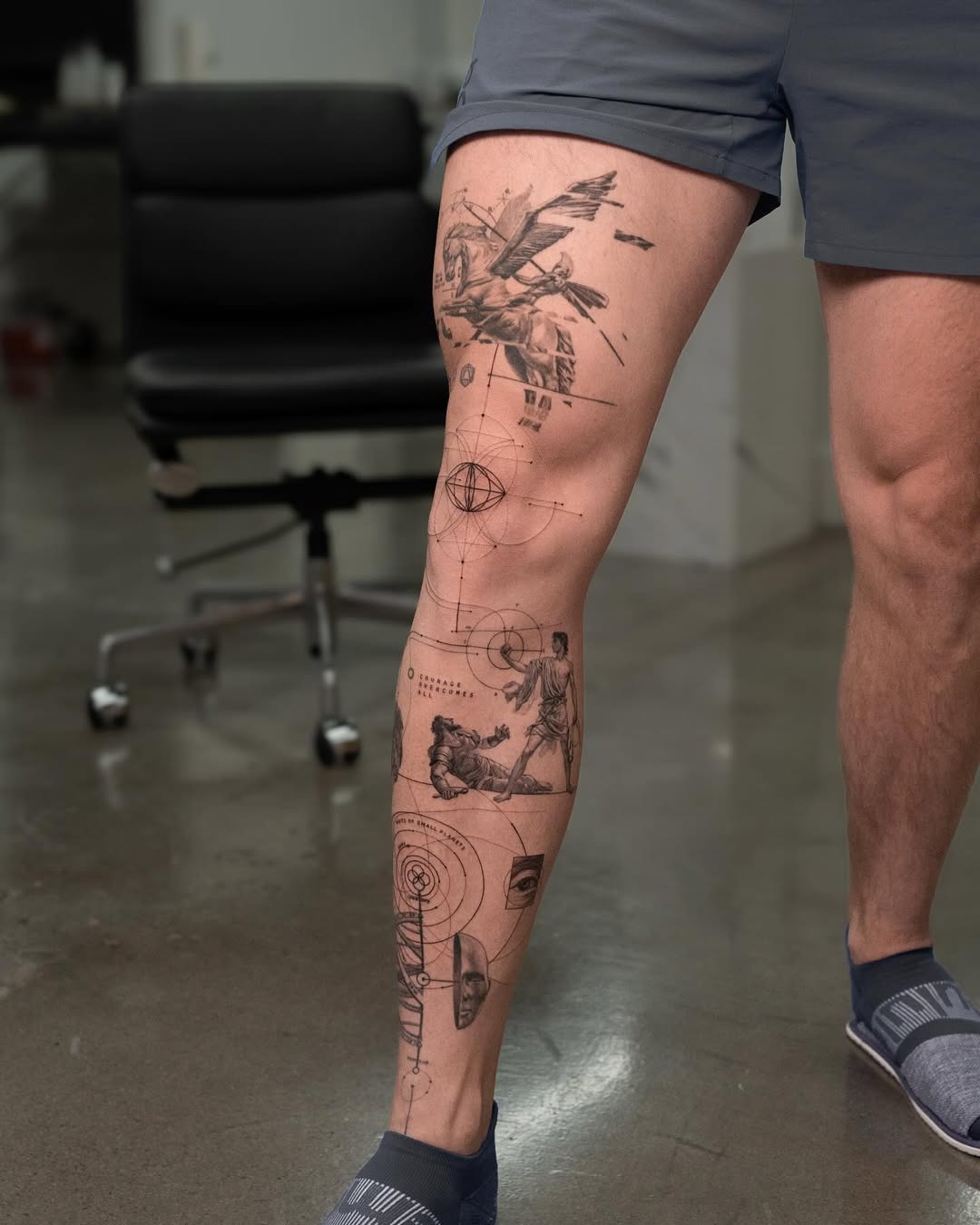 Intricate black ink knee tattoo artwork Tattoo Design