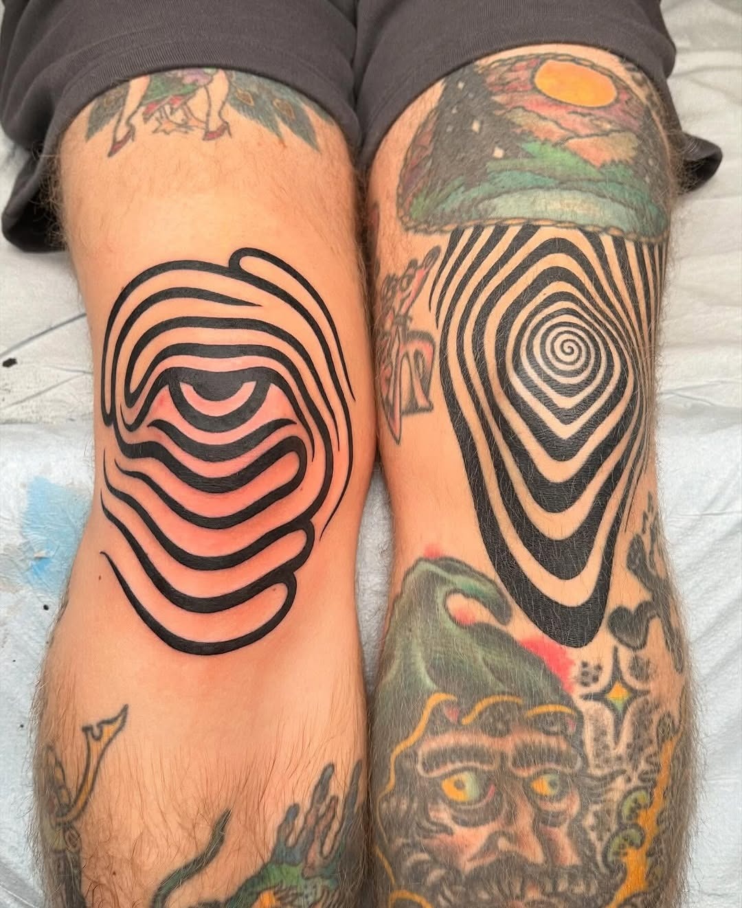 Unique spiraled design for knee tattoos Tattoo Design