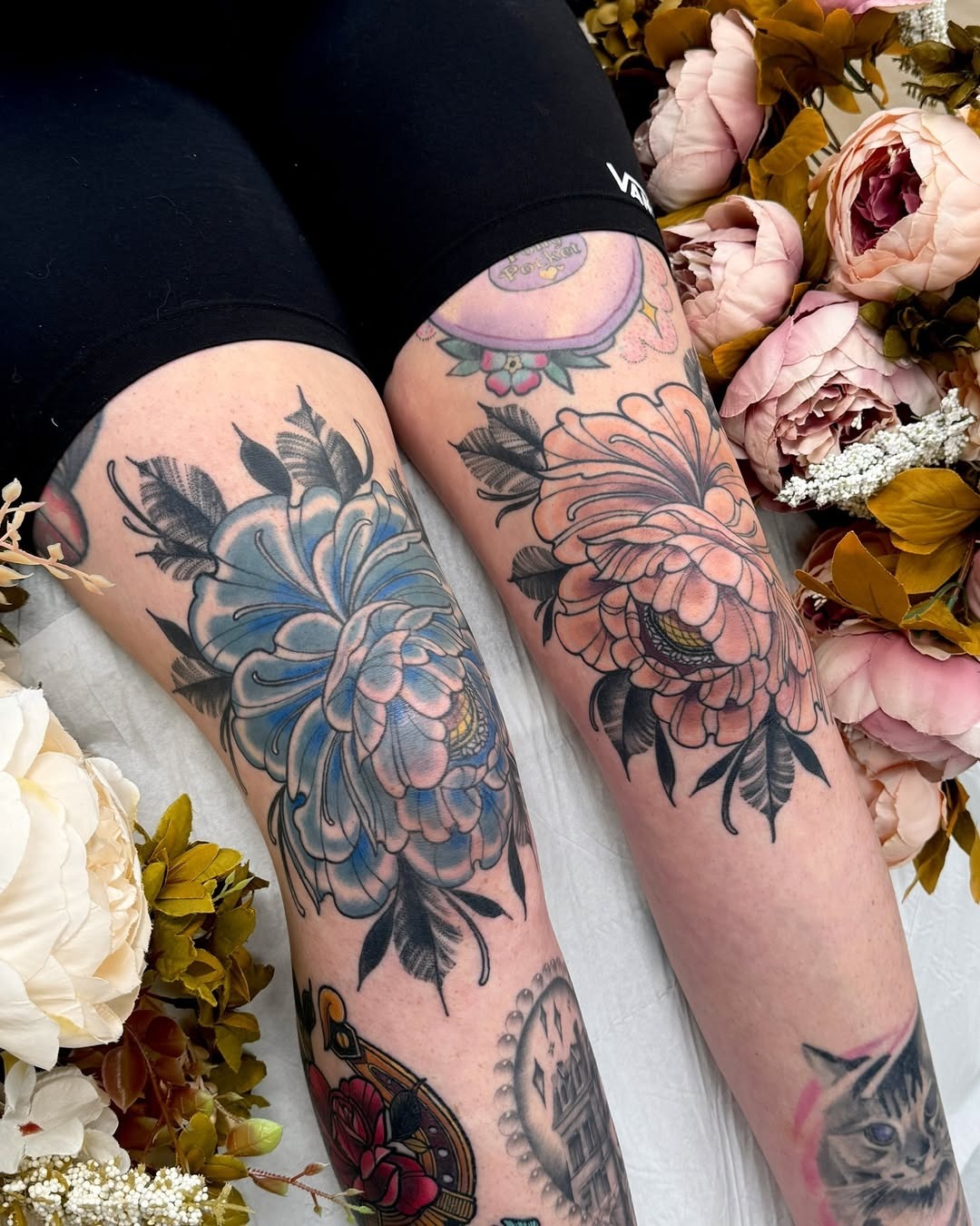 Vibrant floral knee tattoos for body art lovers Tattoo Design