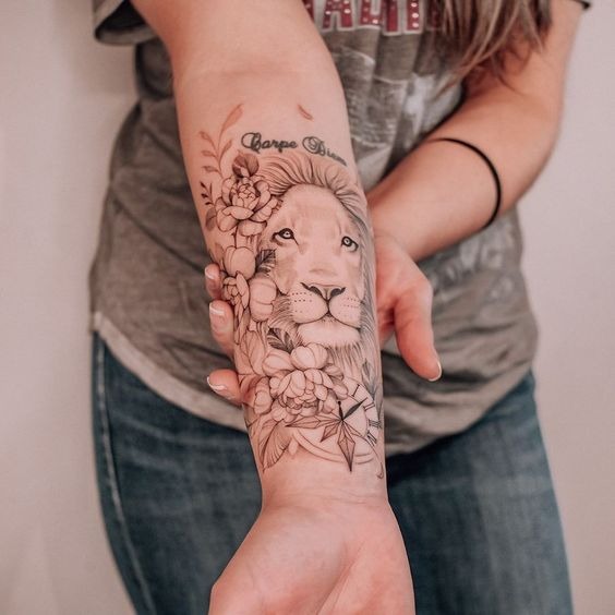 Dotwork Lion Head Tattoo on Back Tattoo Design