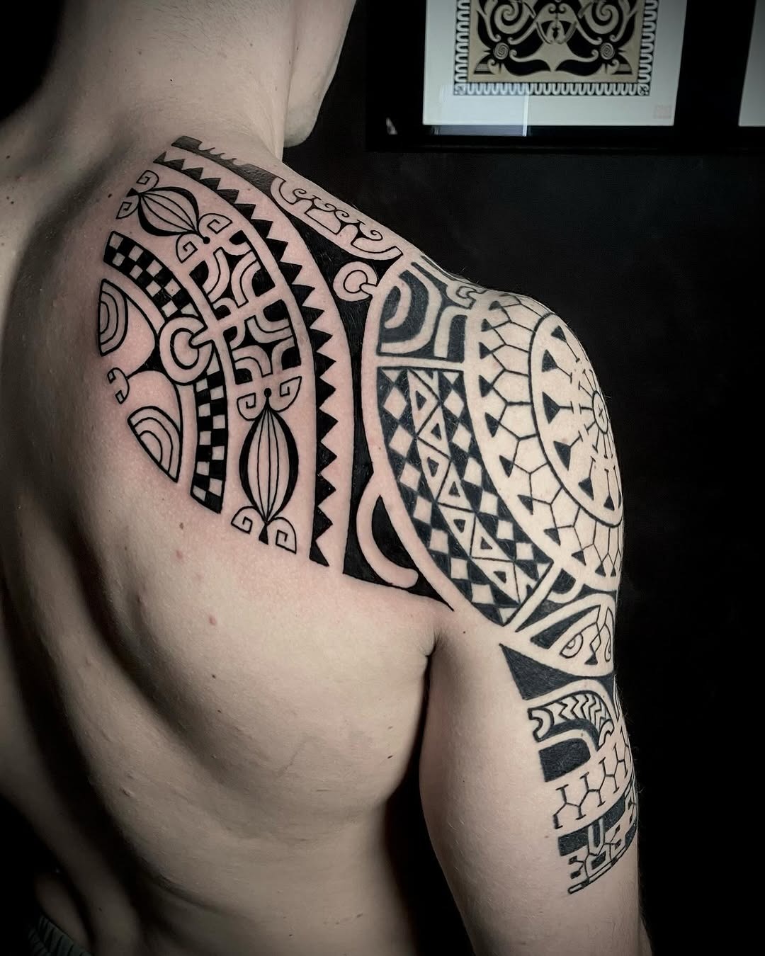 Intricate Marquesan tattoo showcasing island heritage Tattoo Design