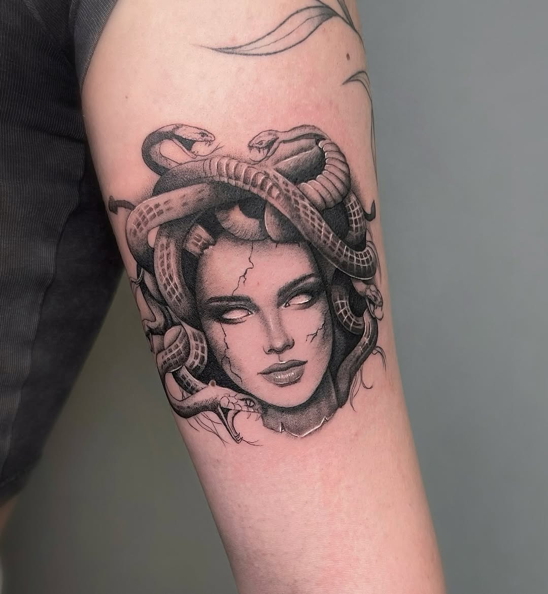 Fierce Medusa Tattoo with Snakes and Detail Tattoo Design