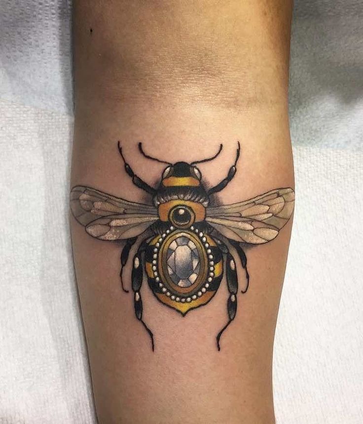 Jeweled Bee with Ornamental Detailing Tattoo Design