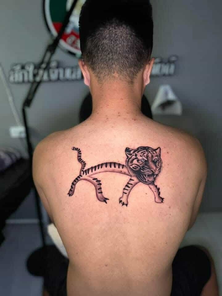 Minimal Tiger Upper Back Design Tattoo Design