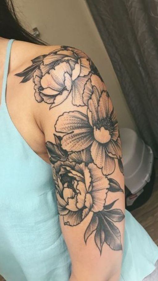 Bold Peony-and-Daisy Upper-Arm Floral Quarter Sleeve Tattoo Design