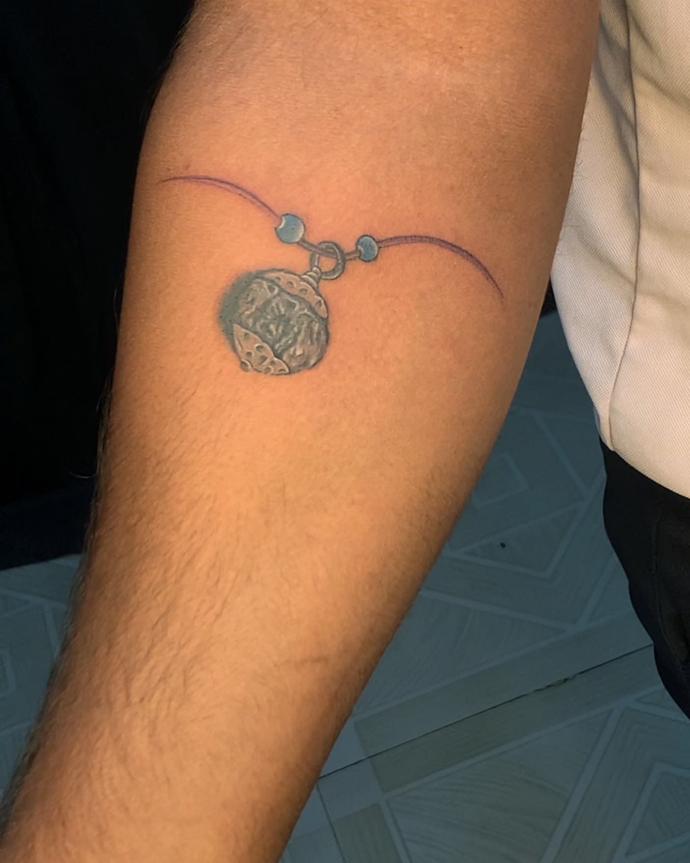 Source –artdivinetattoostudio Tattoo Design