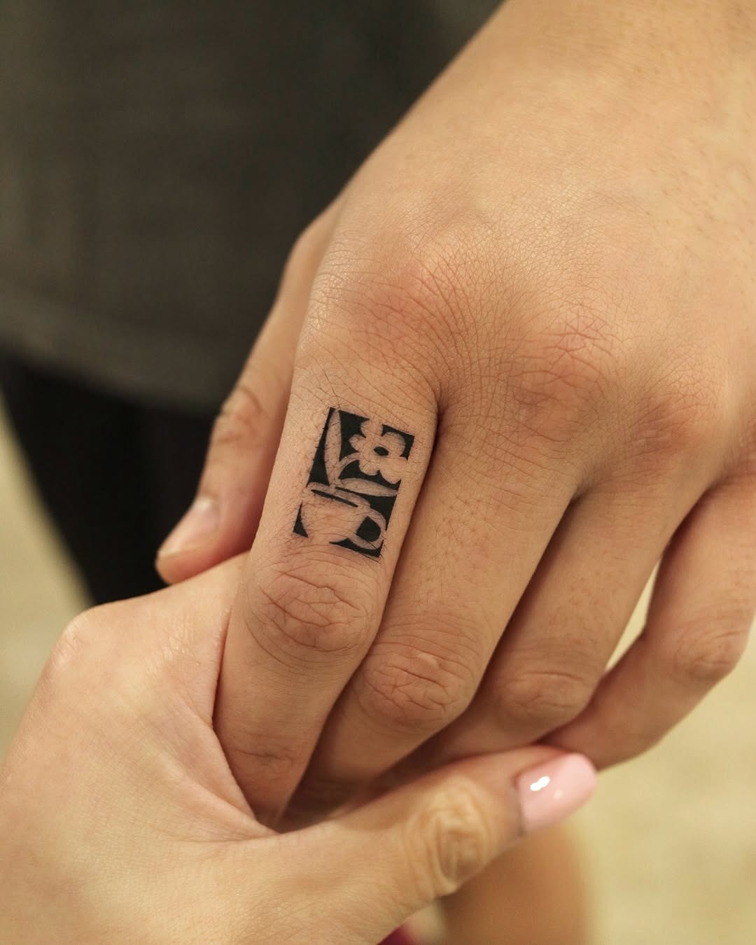 Sleek Minimal Line Ink Tattoo on Finger Tattoo Design