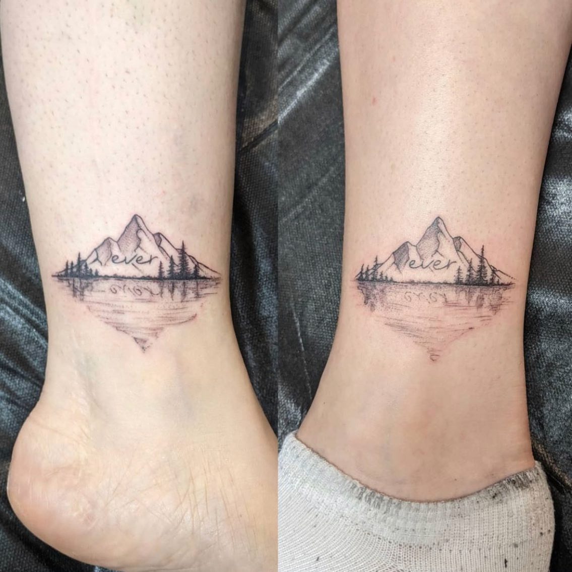 Matching Spider Neck Tattoos for Mother and Daughter Tattoo Design