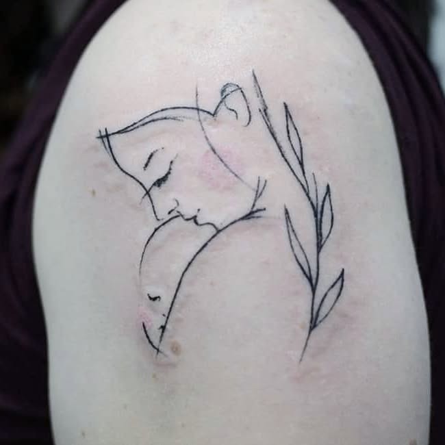 Minimalist Mother and Baby Embrace Tattoo Tattoo Design