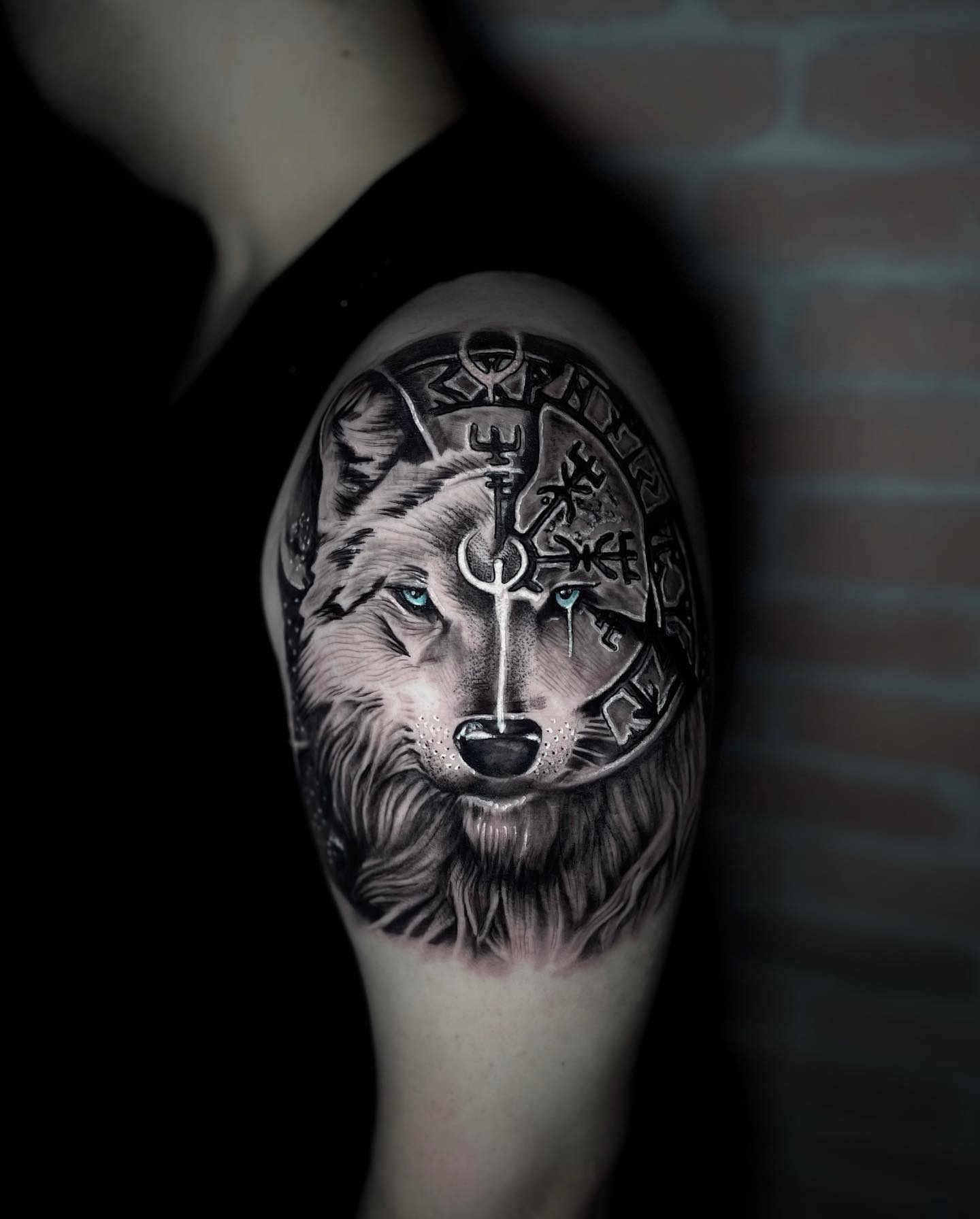 Wolf and Vegvisir Nordic Tattoo Tattoo Design