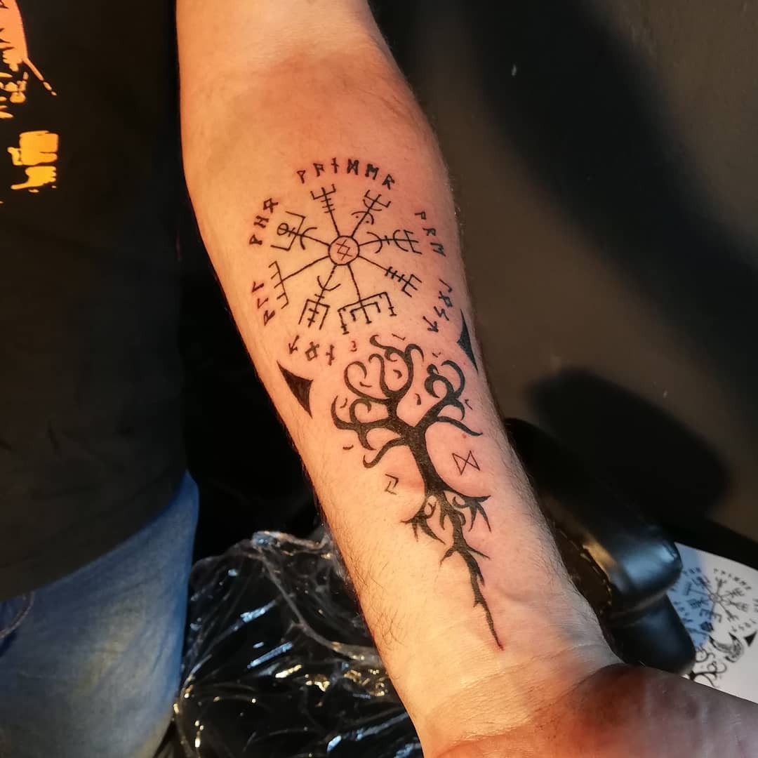 Yggdrasil and Vegvisir Nordic Tattoo Tattoo Design