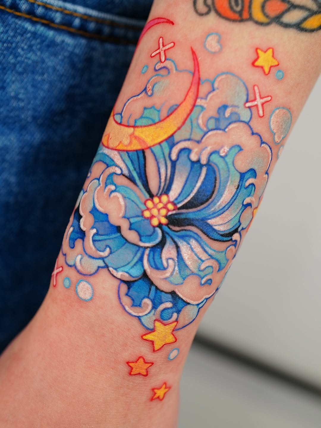 Stunning ocean-themed flower tattoo design Tattoo Design