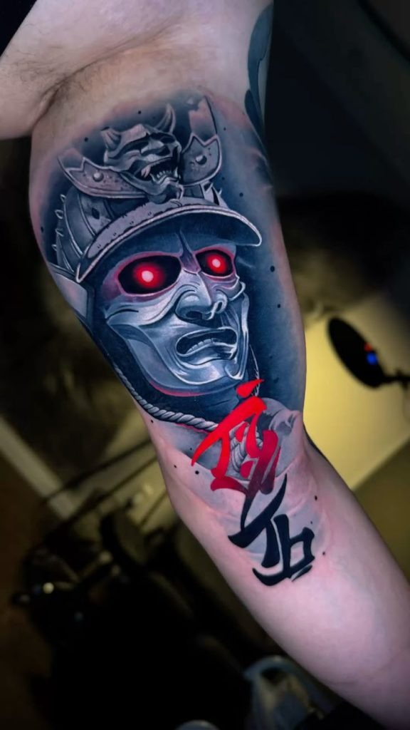 This futuristic take on a samurai-inspired oni features glowing red eyes and sharp gradients of blue and gray.
