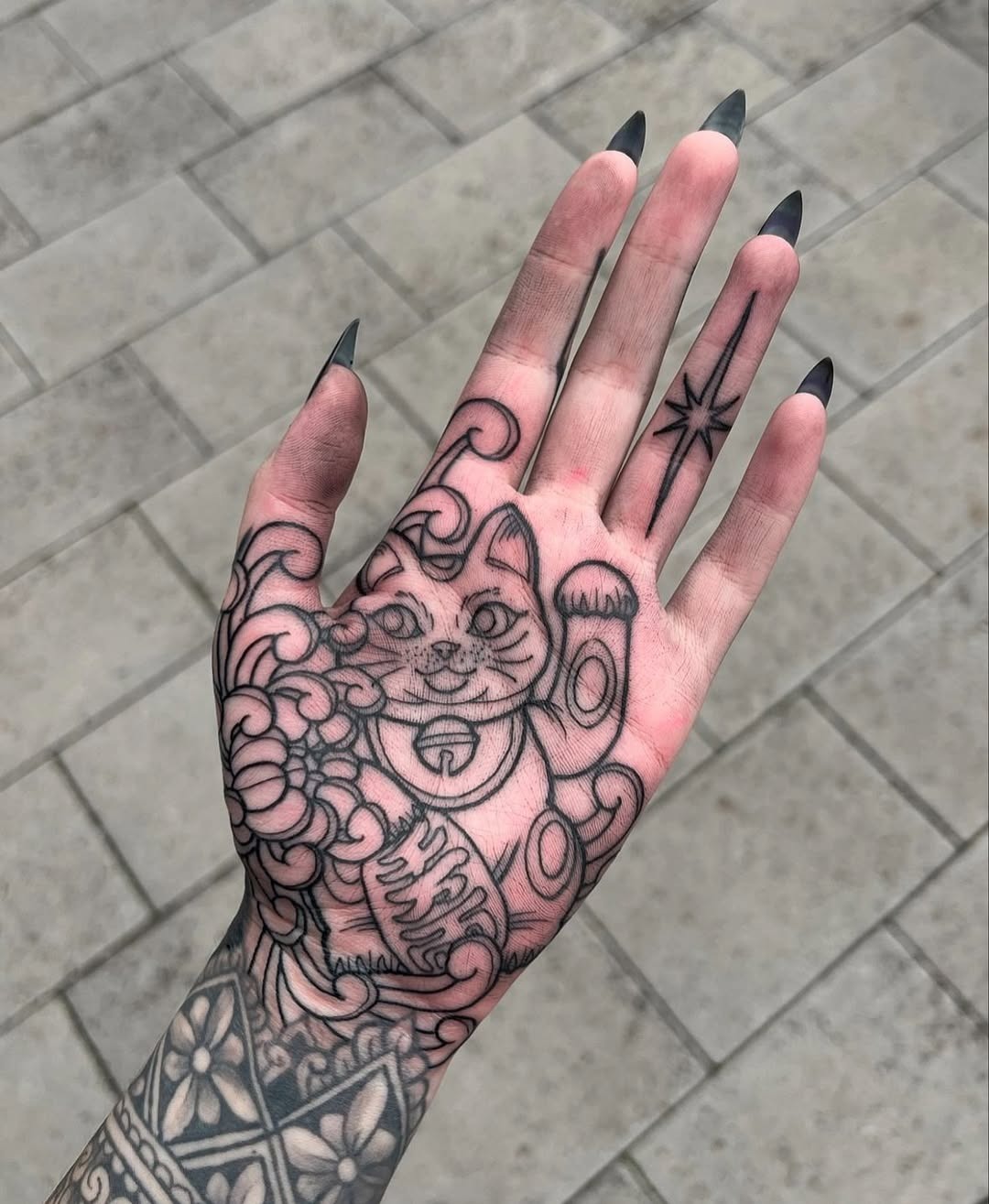 Unique Cat Design for Palm Tattoo Enthusiasts Tattoo Design