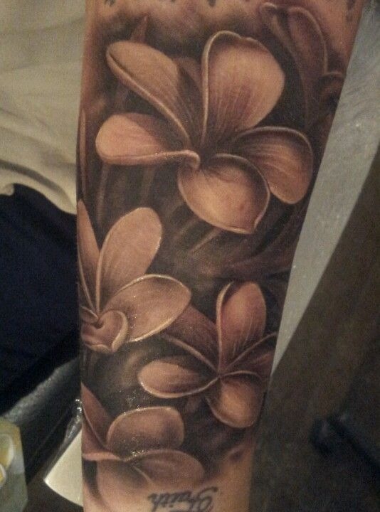Elegant Shoulder Plumeria Cluster Tattoo Design