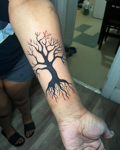Simple Black-Rooted Poison Tree Tattoo Tattoo Design