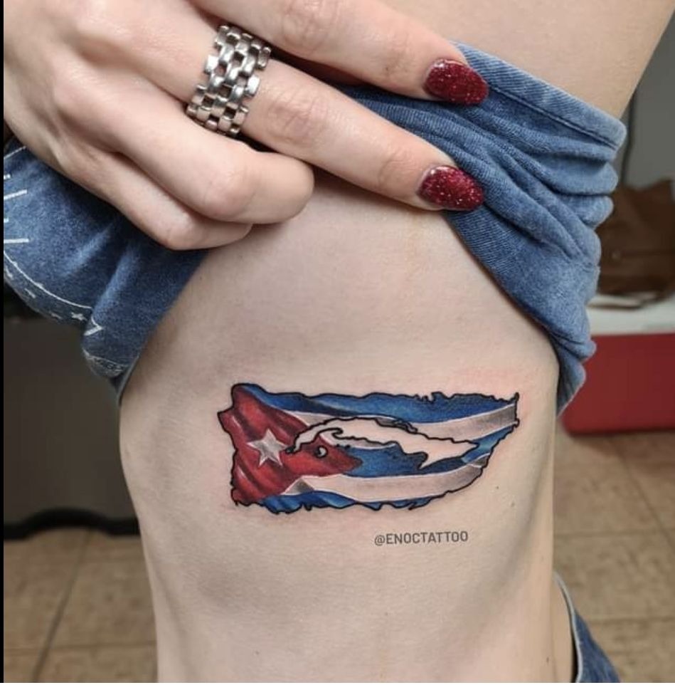 Wave-Filled Mapa de Puerto Rico Tattoo Tattoo Design