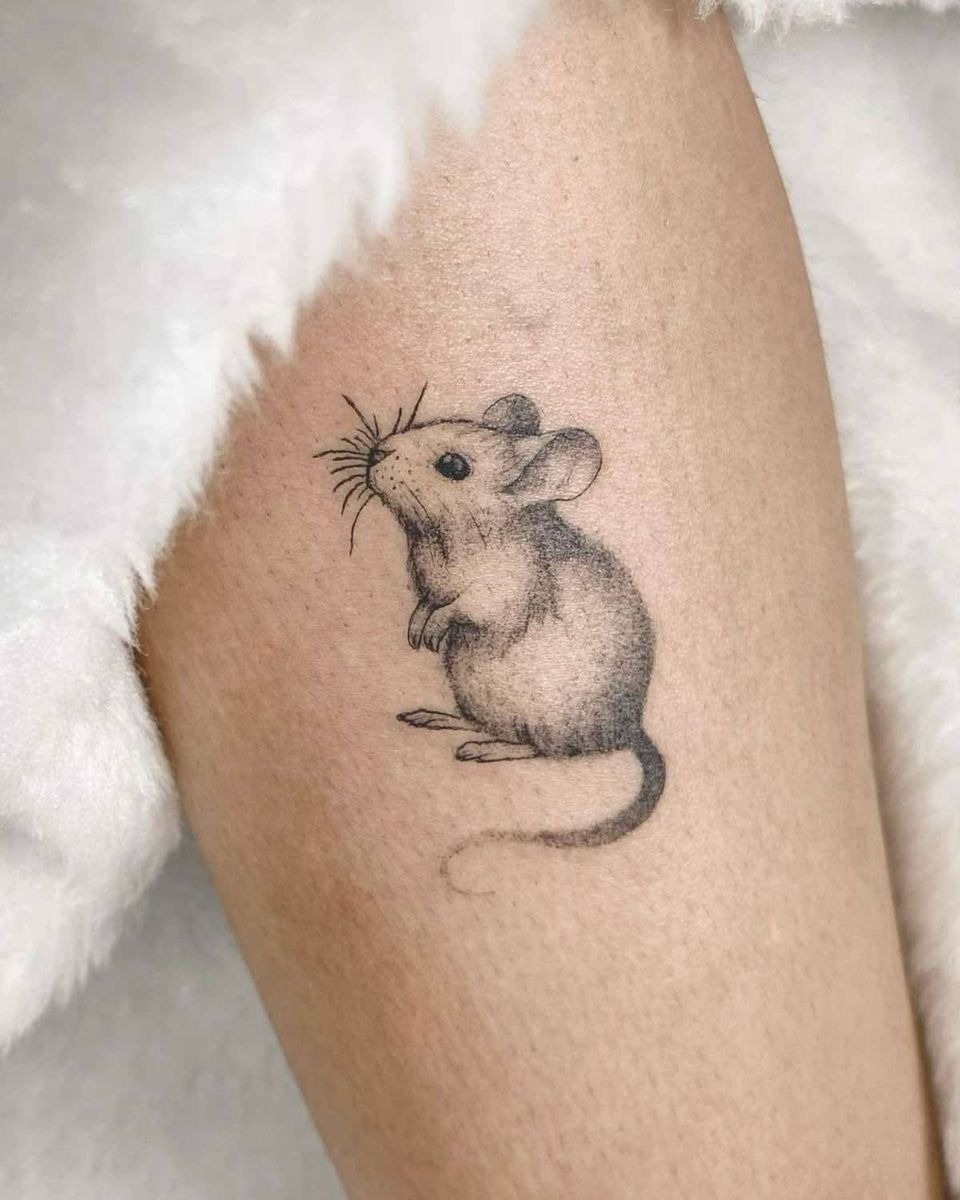 Soft Shaded Tiny Rat Tattoo Tattoo Design