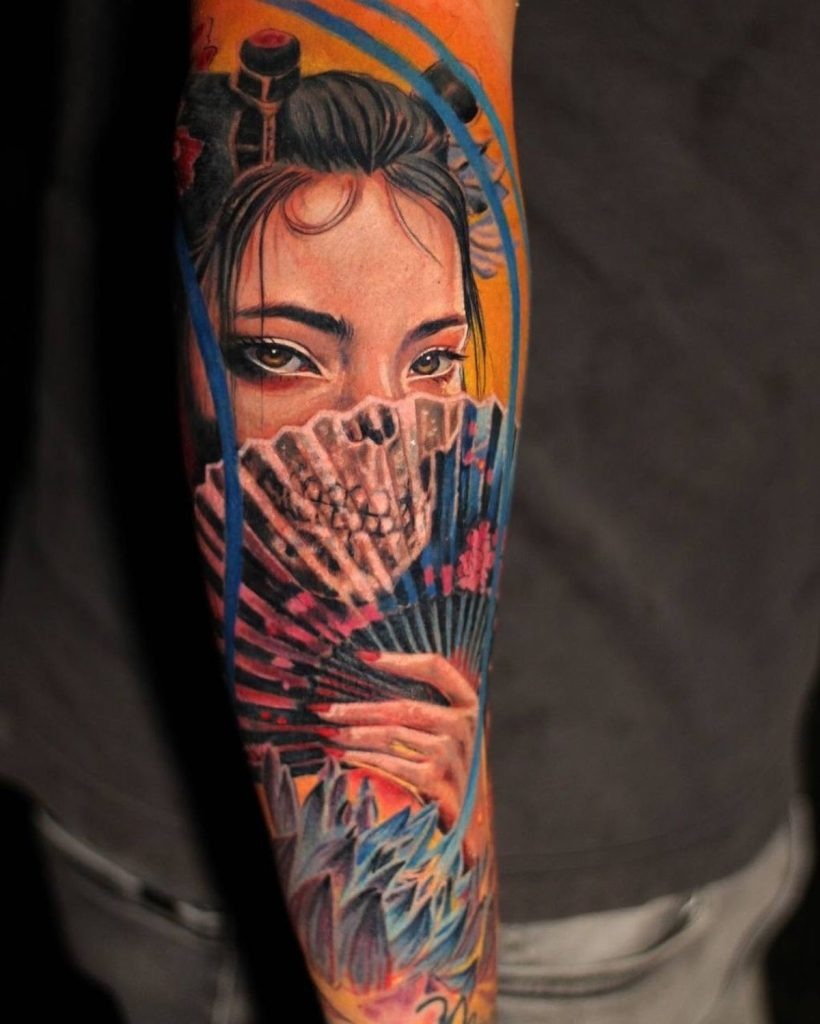 Micro Mona Lisa Remix in Black and white Tattoo Design