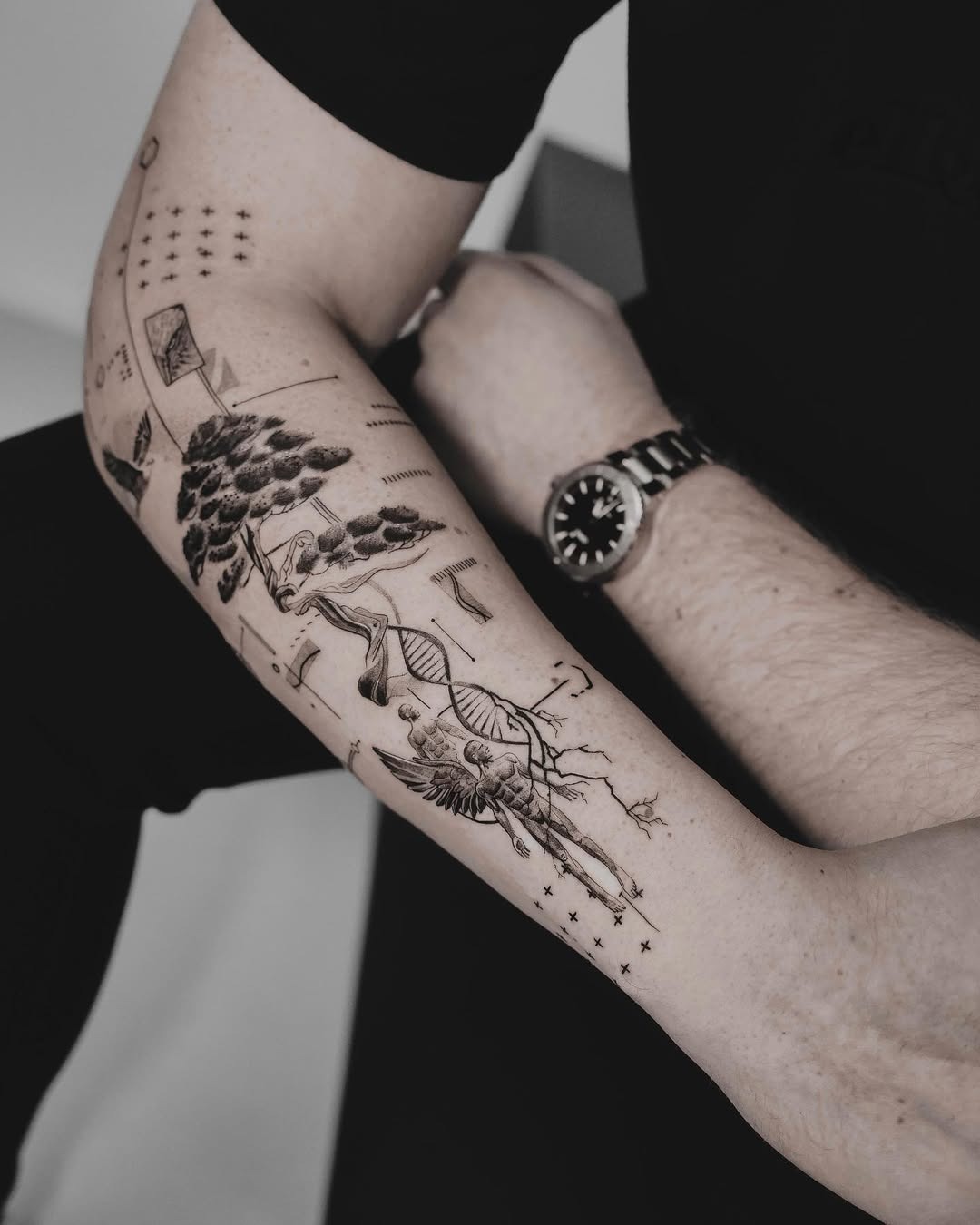 Intricate roots tattoo showcasing nature and life Tattoo Design