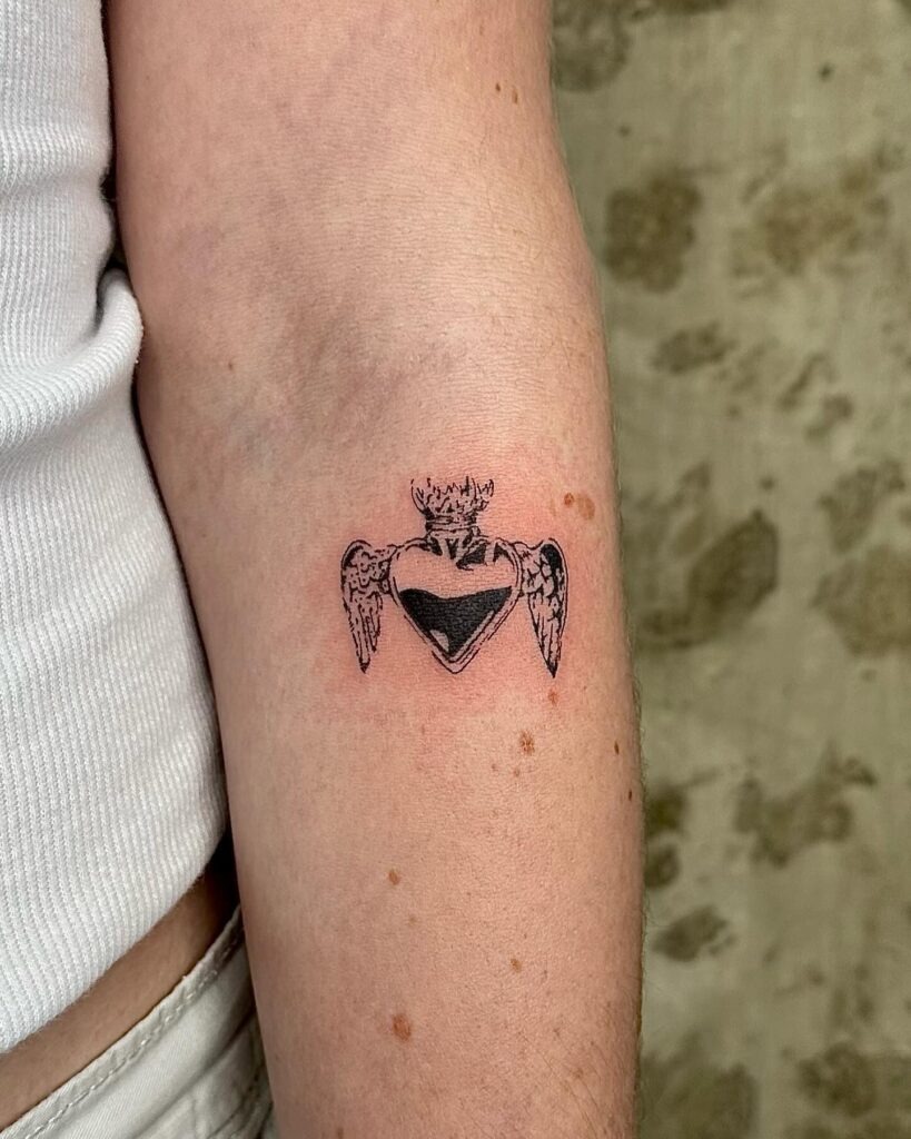 Matching Sacred Heart Hand Tattoos Tattoo Design