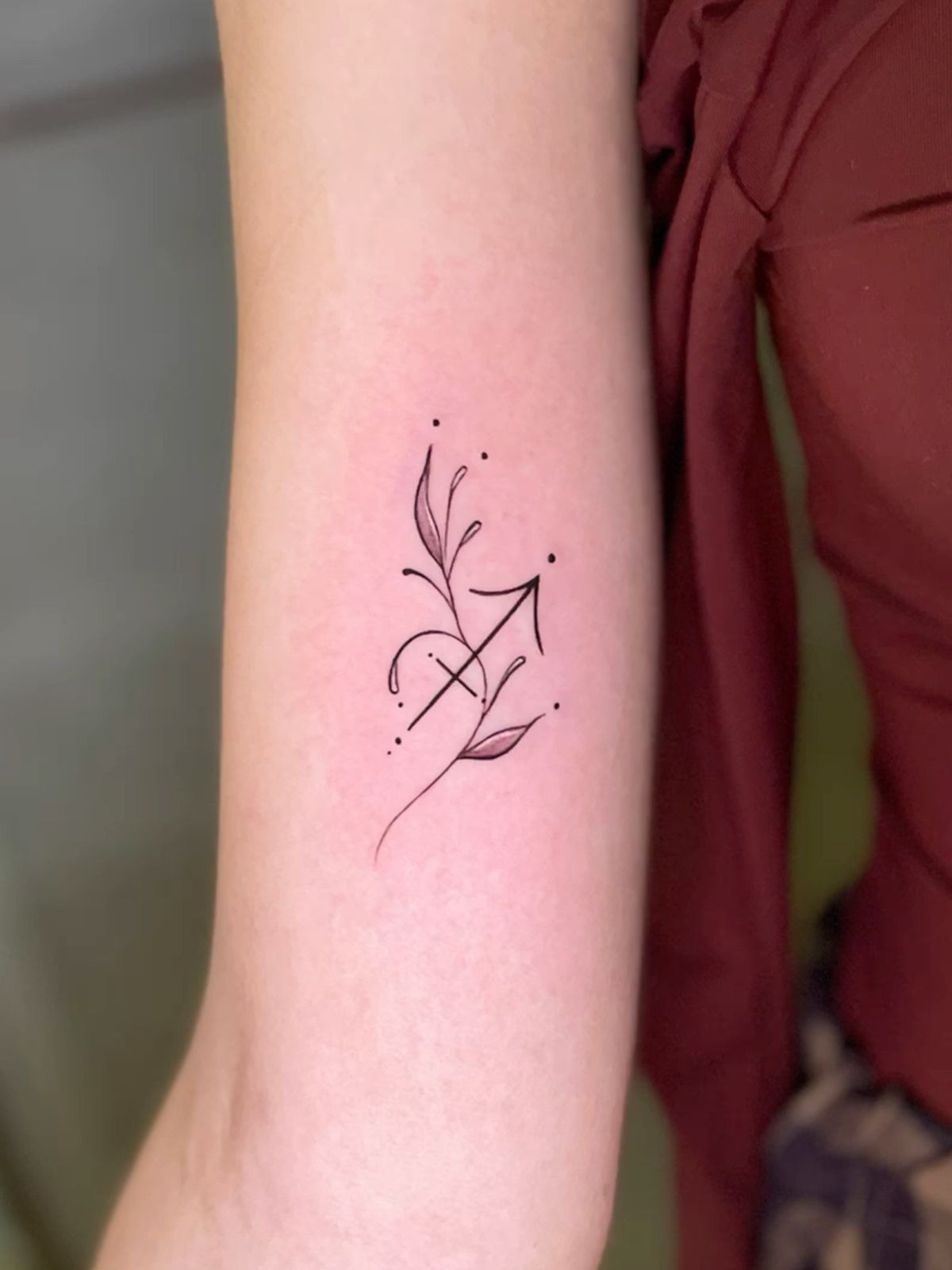Botanical Sagittarius Glyph Tattoo Design
